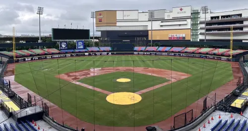▲受到颱風外圍環流影響，台灣今日多地降下豪大雨，洲際球場中信兄弟與樂天桃猿之戰宣布延賽，補賽日為7月2日。（圖／中華職棒提供,2026.6.25）