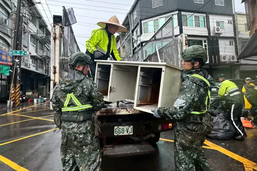 豪雨成災　第四作戰區預置兵力即刻投入復原