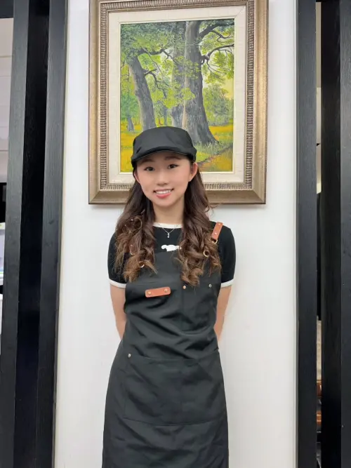 ▲國內知名食品飲料大廠「比菲多」創辦人二代、目前就讀於美國 Bishop Montgomery High School的17歲少女梁維兒（Wei-eriang）。（圖／業者提供）