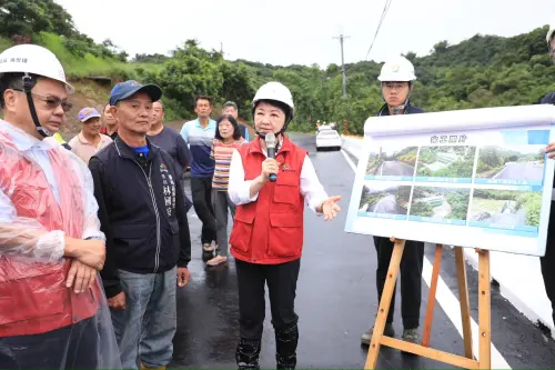 雷聲炸醒整座城！盧秀燕徹夜緊盯　喊同島一命：台中整裝支援災區