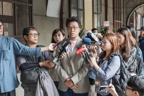 蔣萬安嗆AI防洪正常　沈伯洋反擊列事實打臉：哪個不是？
