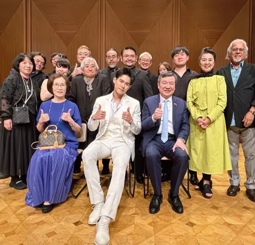 與蘇晏霈演姐弟戀！小提琴男神李齊進軍日本　駐日代表到場支持