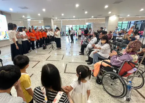 ▲中醫大市醫邀請親子家庭、社區民眾及高齡長者一同熱烈參與繪畫比賽暨健康促進園遊會。（圖／中醫大市醫提供）