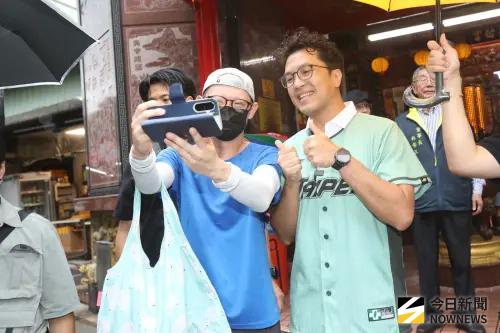 北市6成國中小營養午餐流標　沈伯洋：週週有鮮奶、班班沒午餐？
