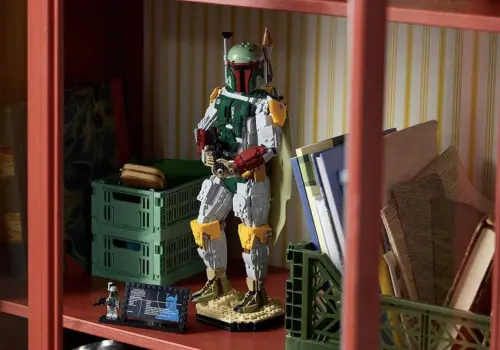 ▲全新 LEGO《Star Wars》75455 波巴．費特可動模型高約23公分，採1544片打造，大幅提升細節與可動性，鎖定18歲以上收藏玩家。（圖／翻攝 LEGO）