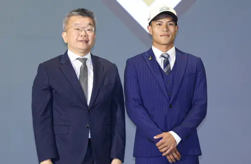 ▲台鋼雄鷹首輪選進平鎮高中隊長邱文佑，他具備內外野多守位能力、跑壘速度與中長程火力，是一名符合球隊年輕化布局的多功能潛力野手。（圖／記者朱永強攝,2026.6.29）