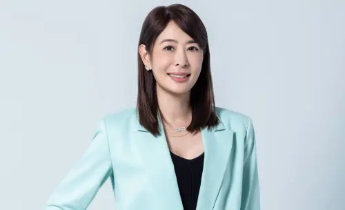 ▲賈永婕疑為好友曾馨瑩發文抱不平，怒喊：「男人真的很奇怪」。（圖／翻攝自賈永婕的跑跳人生FB）