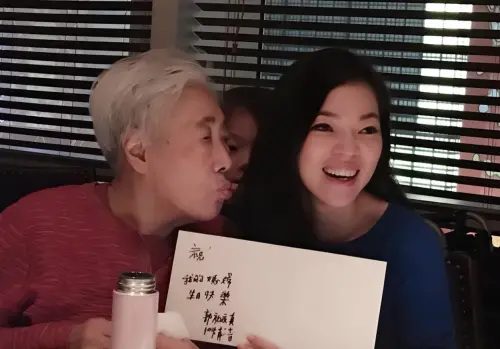 ▲郭台銘的媽媽初永真（左），很喜歡曾馨瑩（右）這個媳婦。（圖／翻攝自 IG@hsin_ying_tseng）