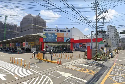 家樂福「萬家福」非新名！6、7年級生傻眼：這分店繞一圈改回原名
