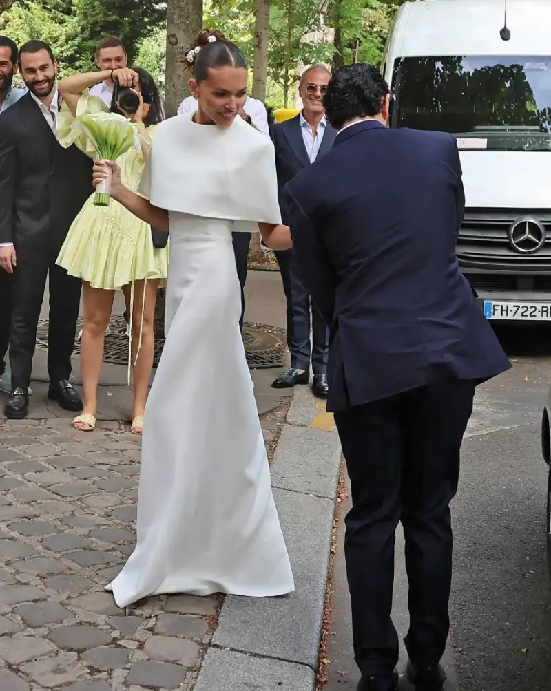 ▲世界最美少女結婚了(圖/截自people magazine)