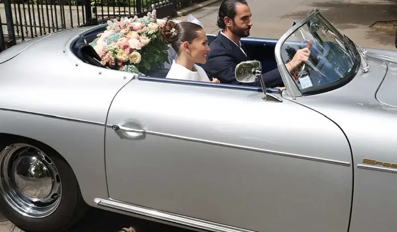 ▲世界最美女孩結婚(圖/截自people magazine)