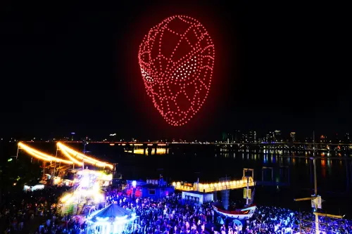 2026大稻埕煙火聯名蜘蛛人！結合無人機放20分鐘　夏日節7/25登場