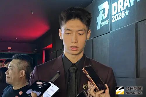 為何沒選吳志鍇？勇士教頭許晉哲怕選空氣　領航猿撿漏：為何不選