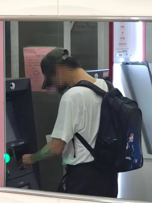 「鬼滅之刃」包太吸睛 61歲　「高年級實習生」車手遭逮
