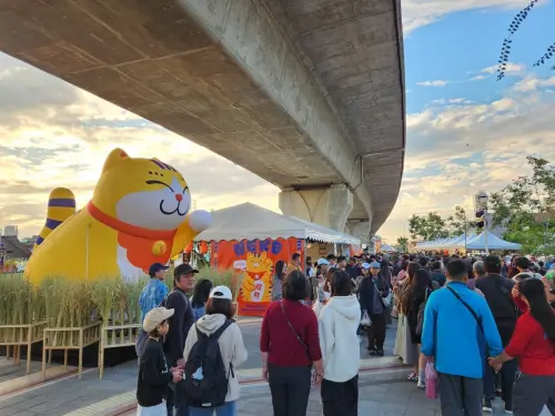 ▲暑假期間屏東各地特色市集接力登場，結合文創、美食、音樂及街頭展演，展現城市文化與觀光魅力。（圖／屏東縣府提供）