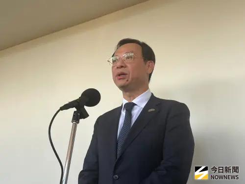 沈伯洋喊萬芳要變「好的醫學中心」　石崇良：通過評鑑不分優劣
