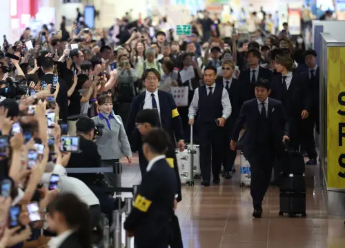 世界盃／森保一、洪明甫歸國兩樣情！日本破千人接機　韓國遭狂噓