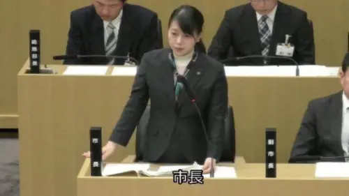 日本首位請產假市長！35歲川田翔子擬暫離職務　意外掀全國論戰