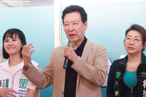 致癌油風暴燒進北市選戰！趙少康點名沈伯洋「亂扯一通」