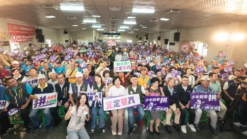 蘇巧慧、廖宜琨座談會爆場　支持者高呼：樹林出市長！