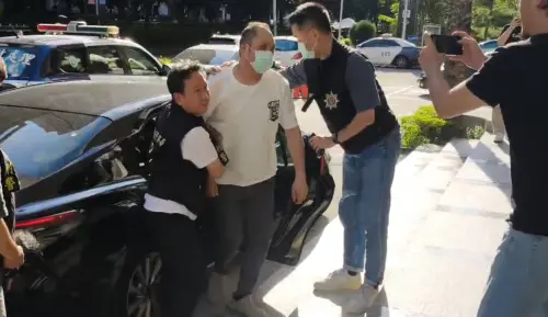 快訊／矢板明夫濺血4小時破案！中國籍嫌犯機場遭攔　警追查動機