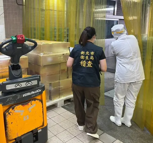 致癌油延燒！新北啟動專案稽查　40座市場貼「合格食用油」公告