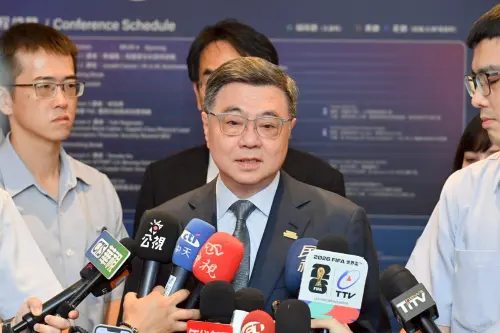 卓榮泰還原致癌油處理時序　被問衛福部長下台也回應了