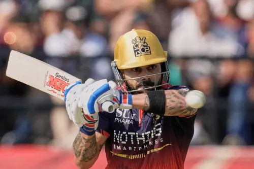▲印度板球球星哥利（Virat Kohli）是國家隊隊長，曾被ESPN及富比士評為世界最知名及印度最有價值的運動員之一。（圖／美聯社／達志影像）