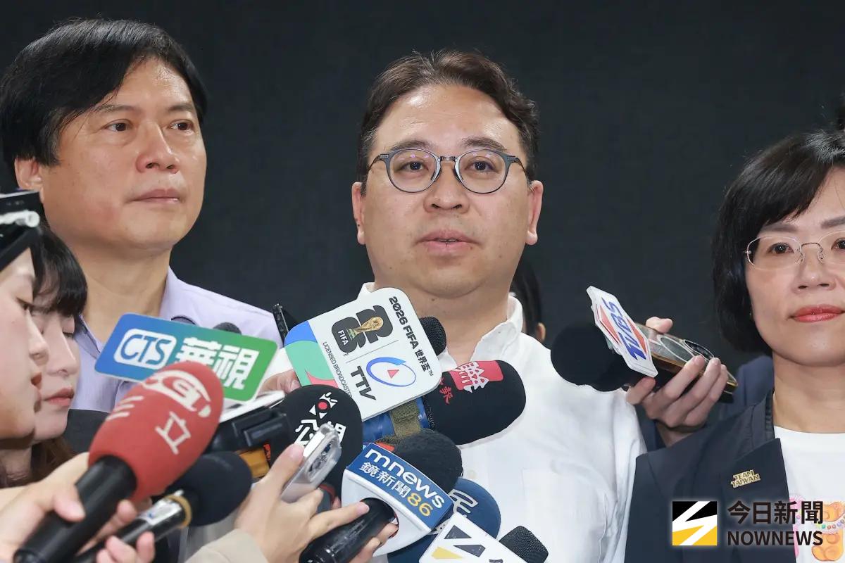 ▲黃世杰呼籲張善政，「你更應該勇敢發聲，要求國民黨立刻撤回提案，支持桃園的無人機產業」。（圖／記者葉政勳攝）