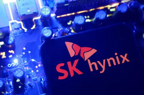 SK海力士赴美上市爆搶購！ADR超額認購7倍　崔泰源將赴美敲鐘