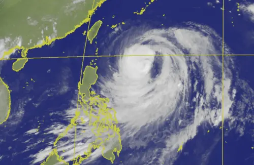 巴威颱風今發布海警！路徑威脅、警報時間點、最新風雨時程一次看