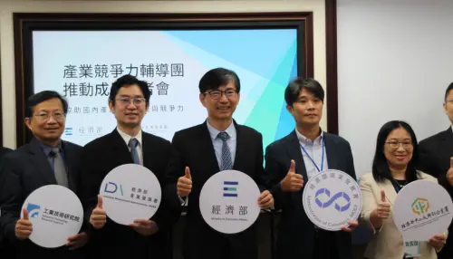 經濟部9個月輔導9249家企業用AI　2028年全國企業目標50%
