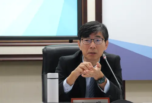 企業廣納AI後大裁員？產發署長邱求慧：一定會後悔