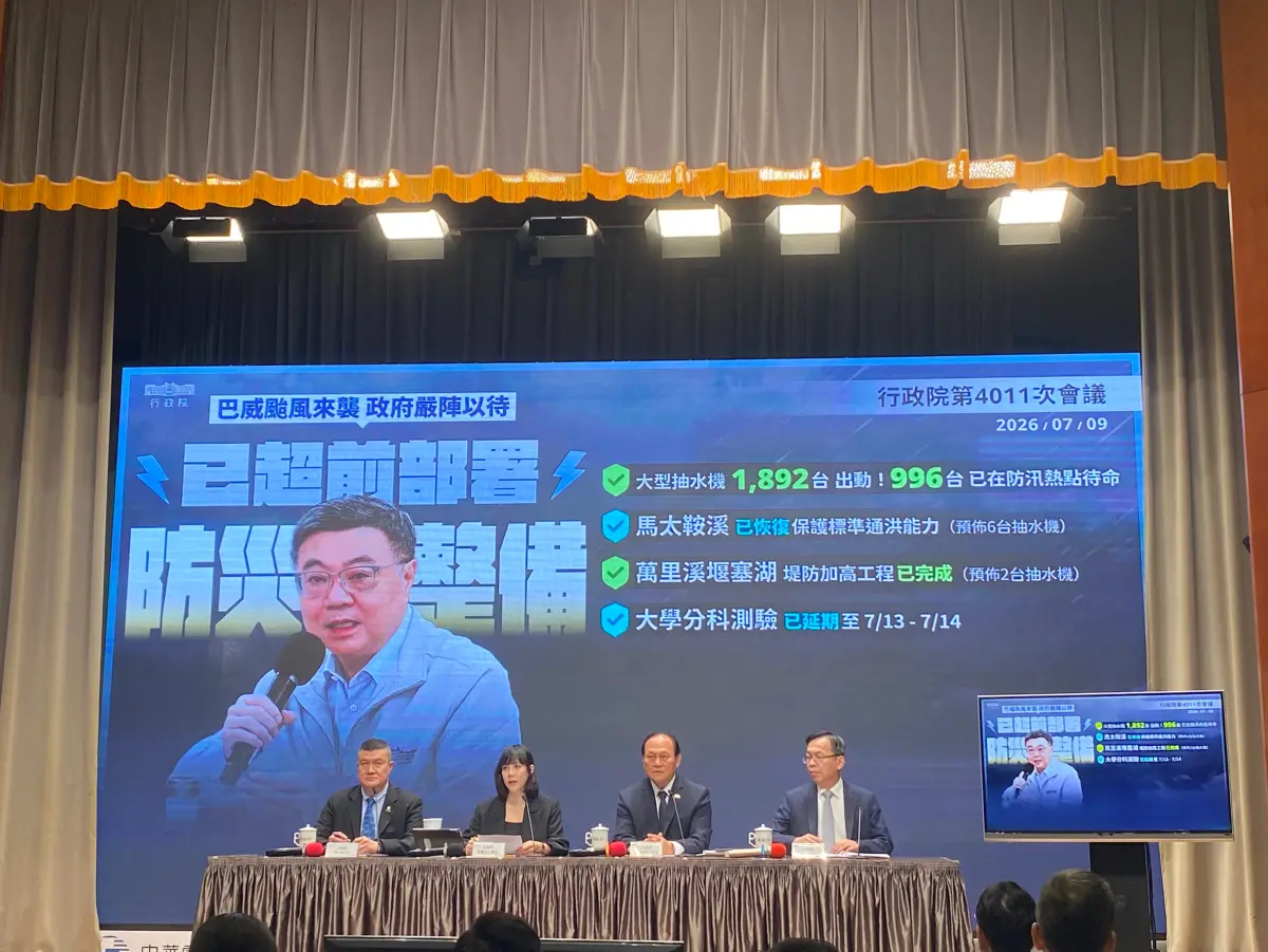 ▲季連成苦勸各縣市首長們應該要親力親為，不僅要聽得到，還要看得到、走得到，看看防水閘門、下水道、側溝與排水系統，是否完整的待命。（圖／記者陳威叡攝，2026.07.09）