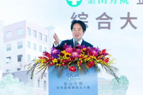 感謝侯友宜推動長照政策！賴清德讚新北長照據點暴增31倍