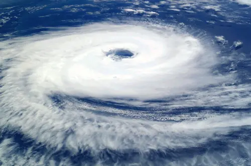 中國將正面迎戰巴威！雲系涵蓋4、5省　專家：危險遠不止登陸點