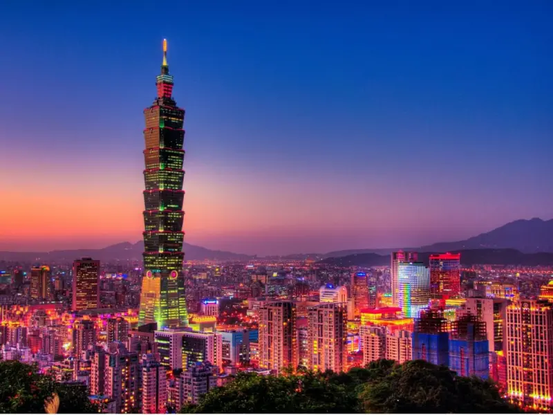   ▲台灣經濟大暴走！ADB上修今年GDP至9.5% 亞洲四小龍拿冠軍（圖／截自eclat官網）  