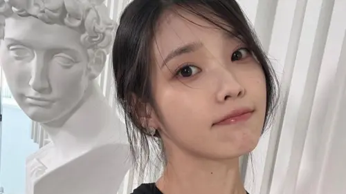 IU、李鐘碩1月穿情侶裝？她否認：是不同件衣服　粉絲懷疑早情變