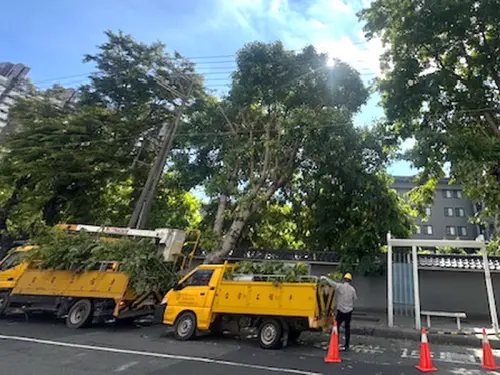 ▲台灣電力公司高雄區營業處召開巴威強烈颱風災害整備會議，並全力加強戒備防颱工作。(圖／台電公司高雄區營業處提供)