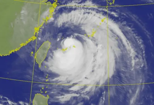 颱風動態整理！巴威「路徑、何時會走、風雨影響、陸警範圍」一覽