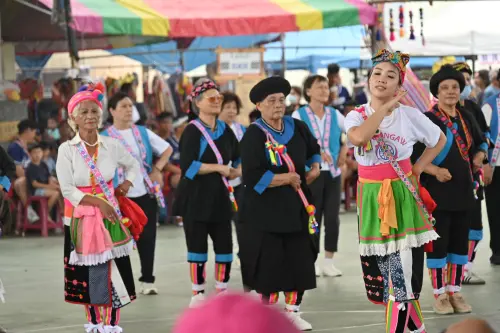 不畏巴威颱風！台東馬蘭部落豐年祭照辦　風雨中守護傳統祭典