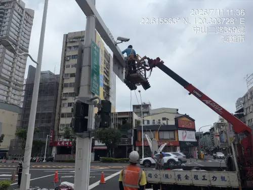 巴威颱風影響高雄　30件路樹倒塌、撤離1671人幸未傳傷亡