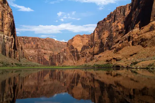 大峽谷爆神秘疾病！多位泛舟遊客發燒、關節劇痛　官方急追感染源