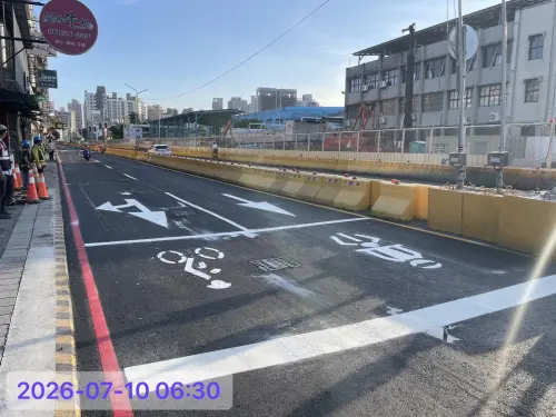 ▲夜間刨鋪作業採取分段進行，每日施工時間為當日晚間20時至翌日清晨6時。（圖／高市府捷運局提供）