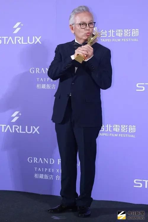 ▲田啟文從影47年，今晚以《雙囍》奪下北影男配角，台上感謝老婆和楊貴媚等人。（圖／記者葉政勳攝影）