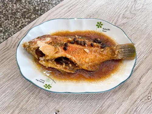 ▲詹記結合台南「飯桌仔」文化，並有多樣化魚肉料理，也新入榜米其林必比登。（圖／米其林提供）