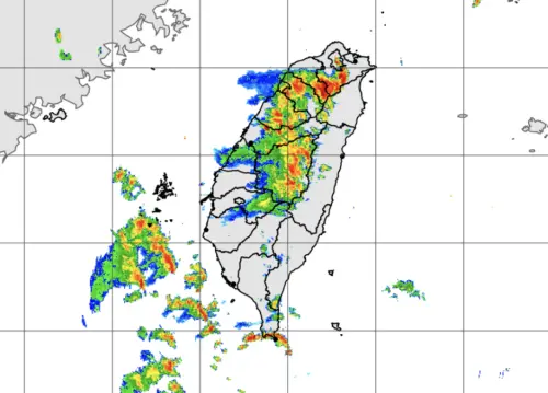氣象署大雷雨警戒／國家警報響！新北、桃園轟炸1小時　慎防淹水