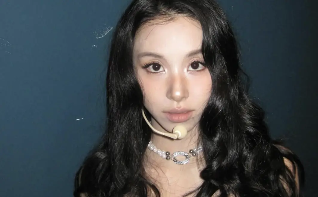 ▲TWICE不只是子瑜有意離開JYP娛樂，成員彩瑛（如圖）也被爆料接觸新東家中，為此公司急回應：「事情都還在討論中。」（圖／翻攝自IG@chaeyo.0）