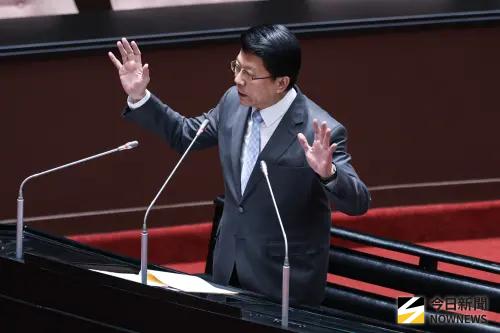不捨陳幸妤自揭瘡疤！謝龍介喊話堅強：她很率真要體諒