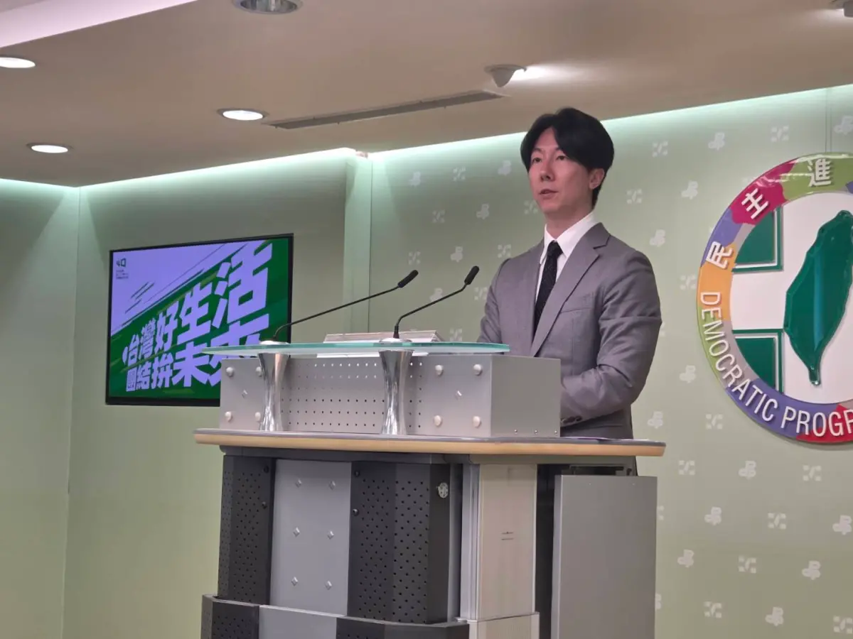 ▲吳崢表示，跟合照比起來，當然是捐錢的關係更加緊密。（圖／記者陳佩君攝，2026.07.15）